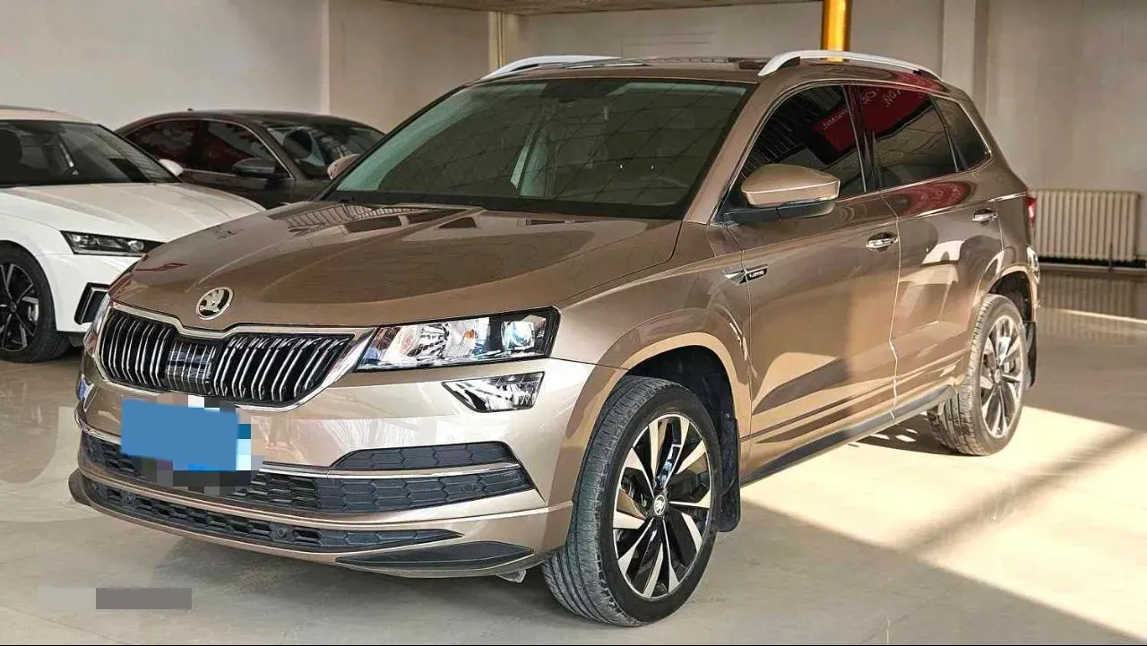 2021 Skoda Karoq 1.4T 150HP L4 7DCT,autocango,china used car exporter,china ev exporter,chinese used car exporter,chinese used ev exporter