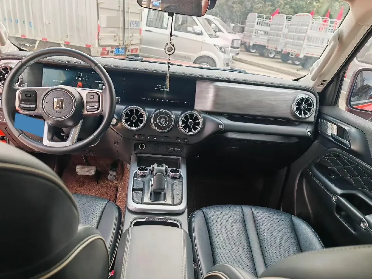 2023 Tank 300 2.0T 227HP L4 8AT,autocango,china used car exporter,china ev exporter,chinese used car exporter,chinese used ev exporter