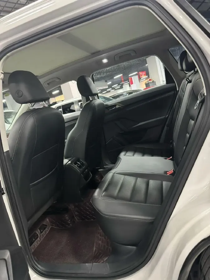 2022 Volkswagen Tharu 2.0T 186HP L4 7DCT,autocango,china used car exporter,china ev exporter,chinese used car exporter,chinese used ev exporter