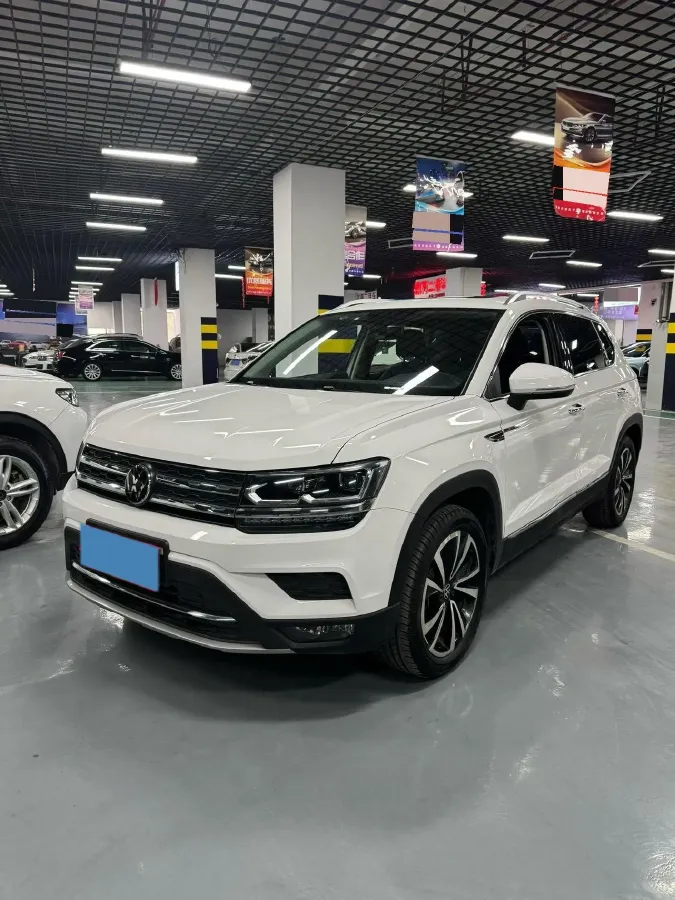 2022 Volkswagen Tharu 2.0T 186HP L4 7DCT,autocango,china used car exporter,china ev exporter,chinese used car exporter,chinese used ev exporter