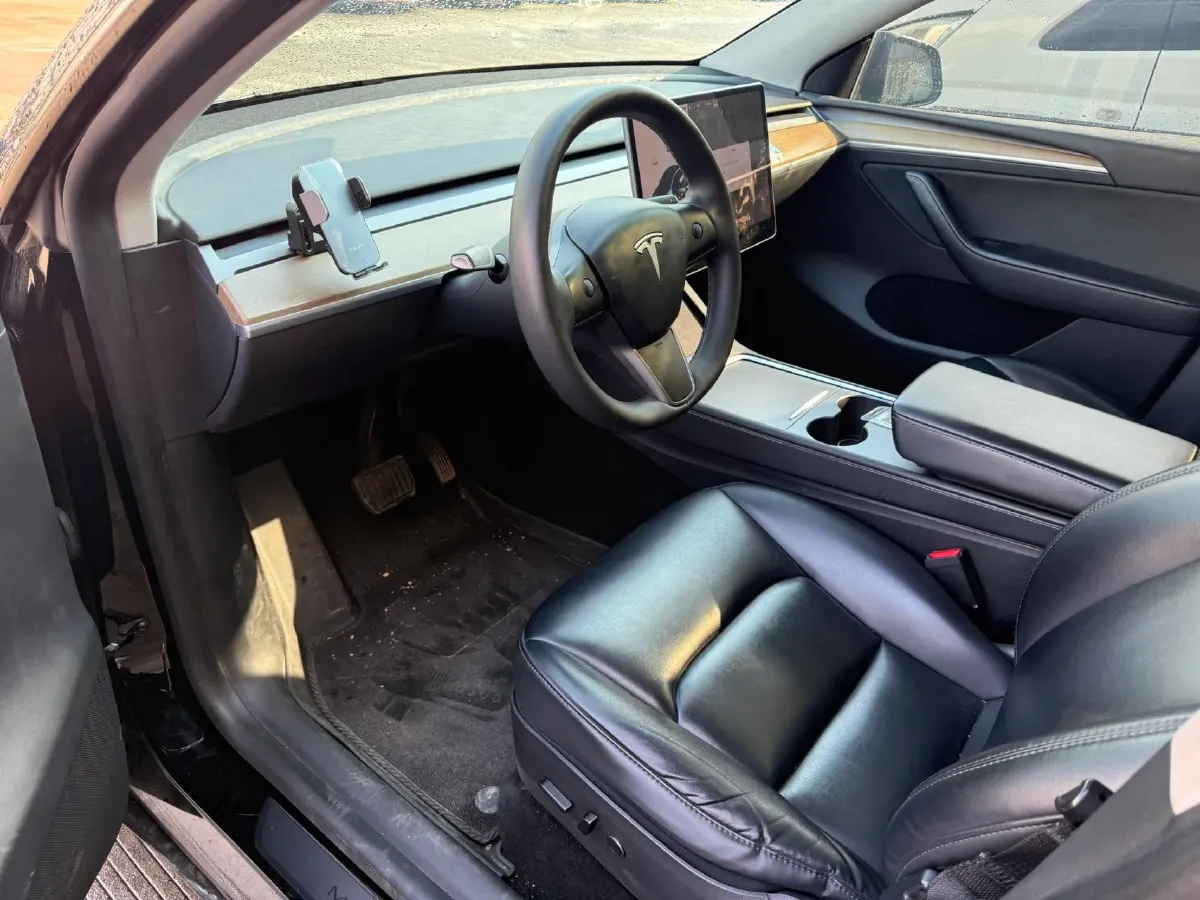 2021 MINI COUNTRYMAN 1.5T 136HP L3 8AT,autocango,china used car exporter,china ev exporter,chinese used car exporter,chinese used ev exporter