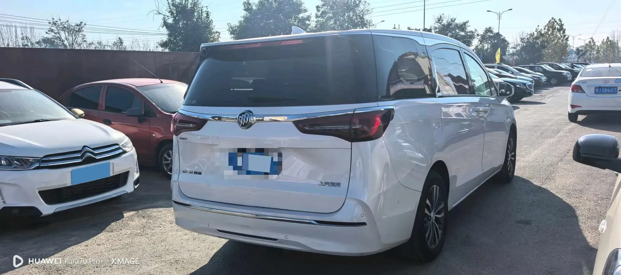 2021 Buick GL8 2.0T 237HP L4 9AT,autocango,china used car exporter,china ev exporter,chinese used car exporter,chinese used ev exporter