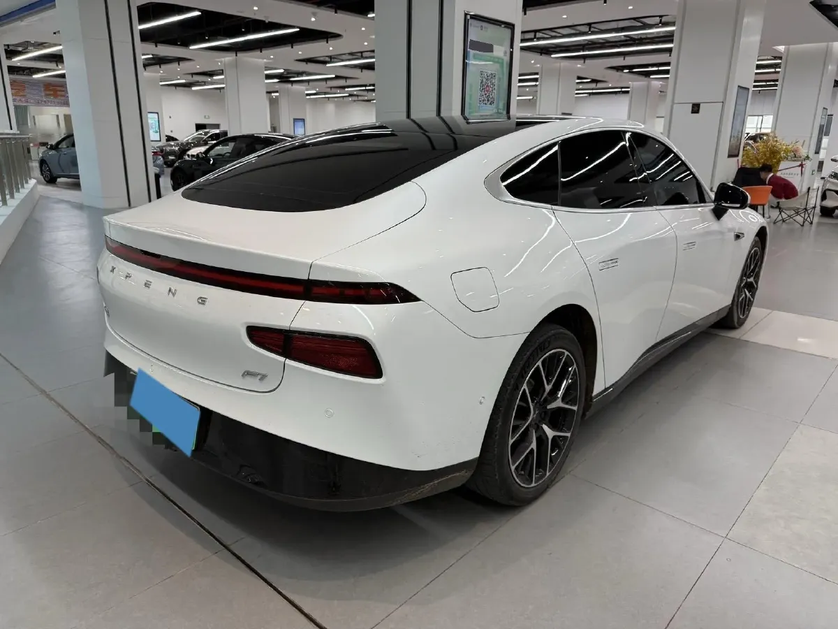 2023 Xpeng P7 BEV 86.2KWH,autocango,china used car exporter,china ev exporter,chinese used car exporter,chinese used ev exporter