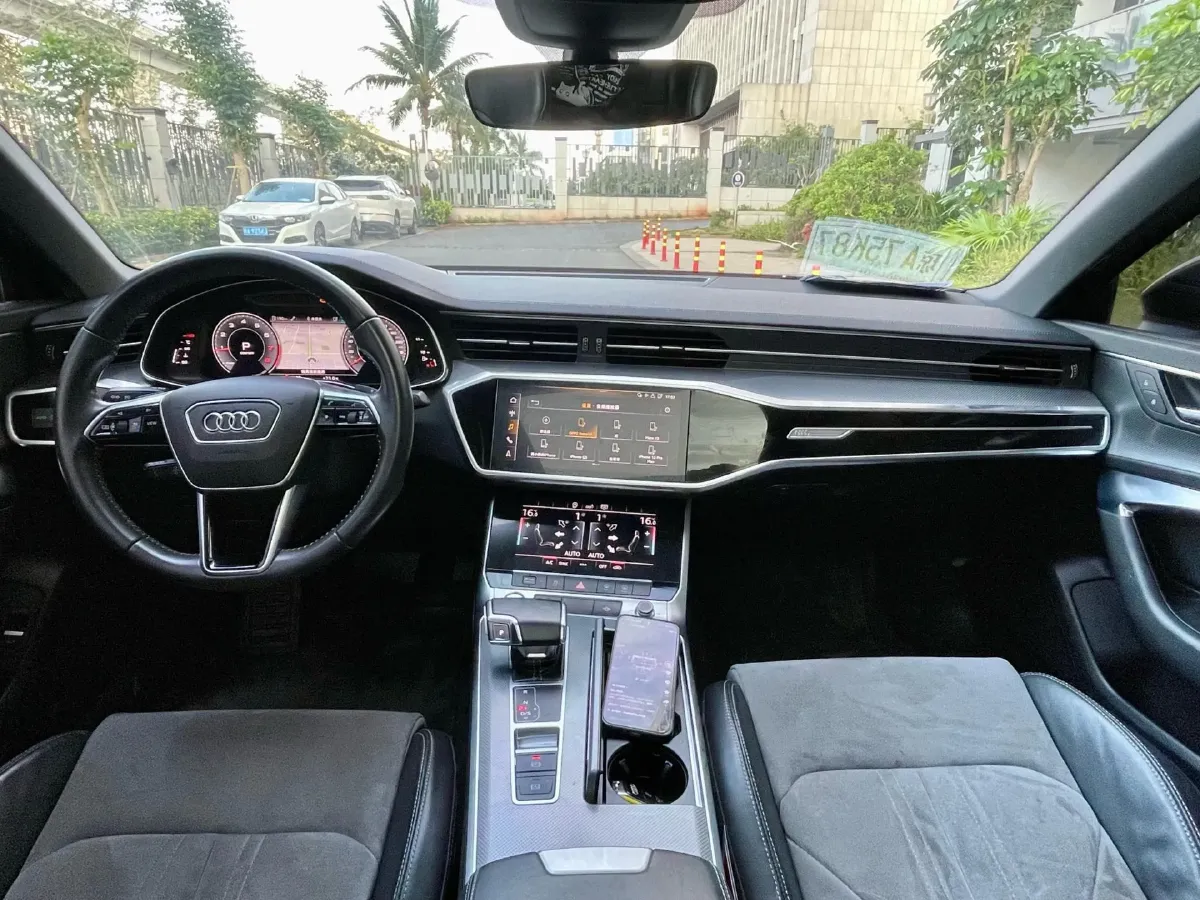 2019 Mercedes-Benz E Class 1.5T 184HP L4 9AT,autocango,china used car exporter,china ev exporter,chinese used car exporter,chinese used ev exporter