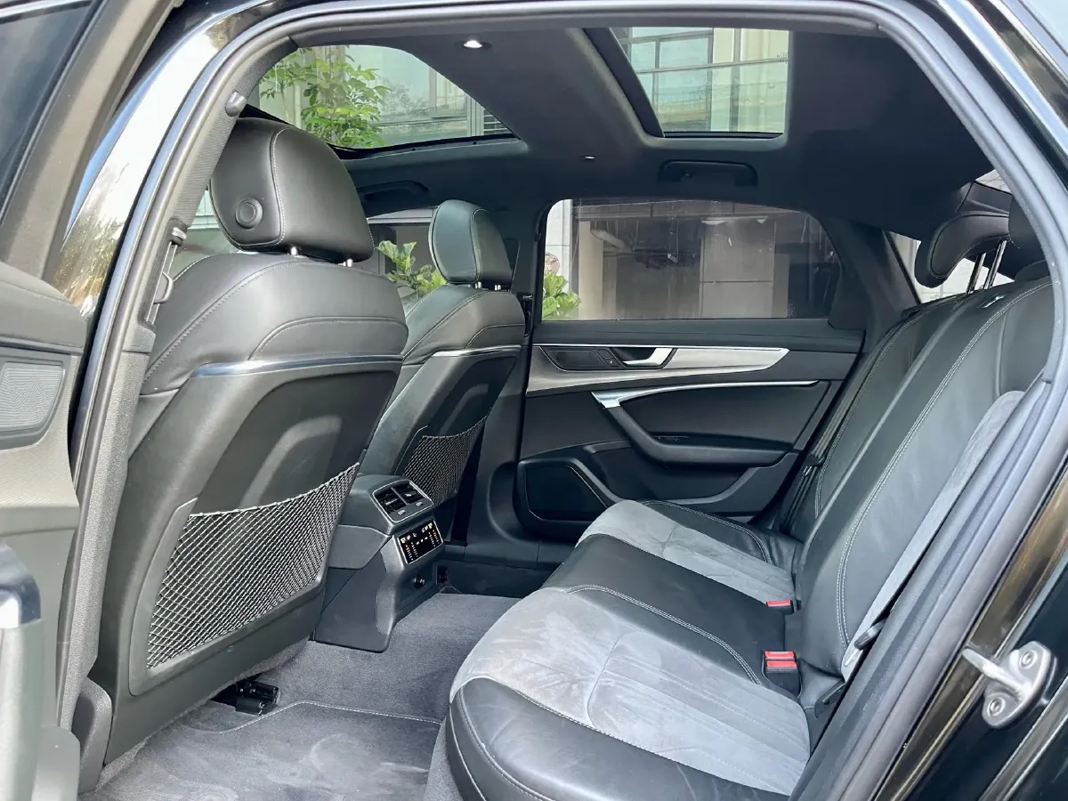 2019 Mercedes-Benz E Class 1.5T 184HP L4 9AT,autocango,china used car exporter,china ev exporter,chinese used car exporter,chinese used ev exporter