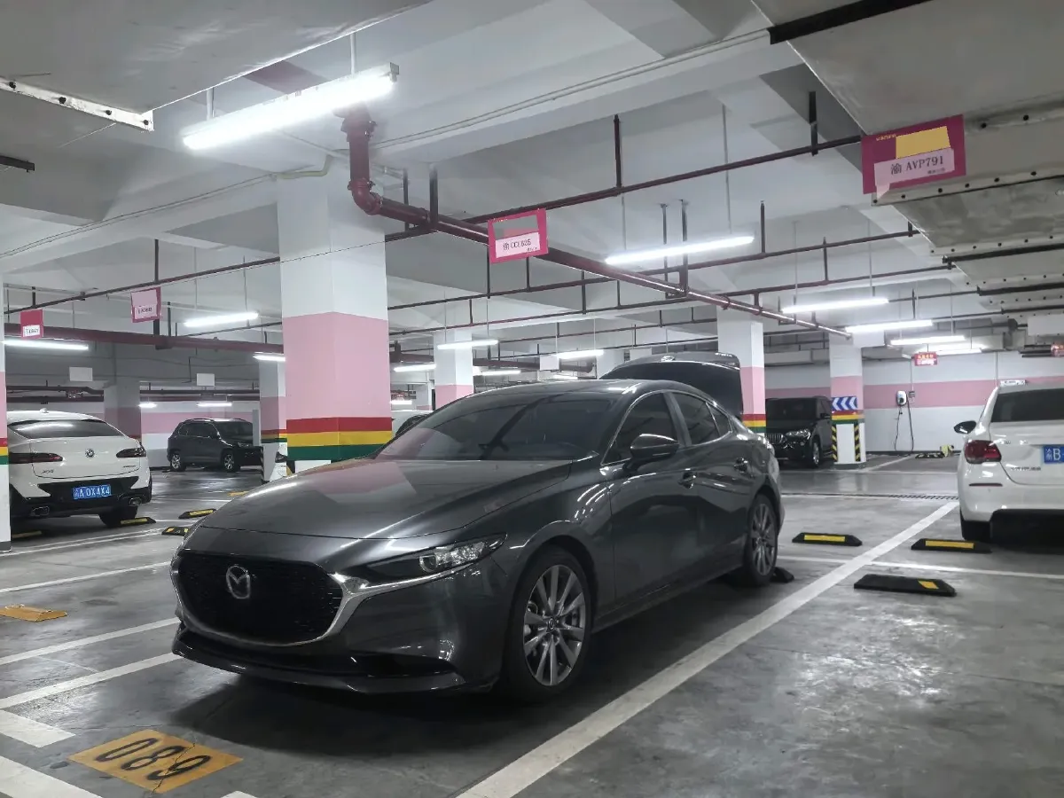 2023 Mazda 3 Axela 2.0L 158HP L4 6AT,autocango,china used car exporter,china ev exporter,chinese used car exporter,chinese used ev exporter