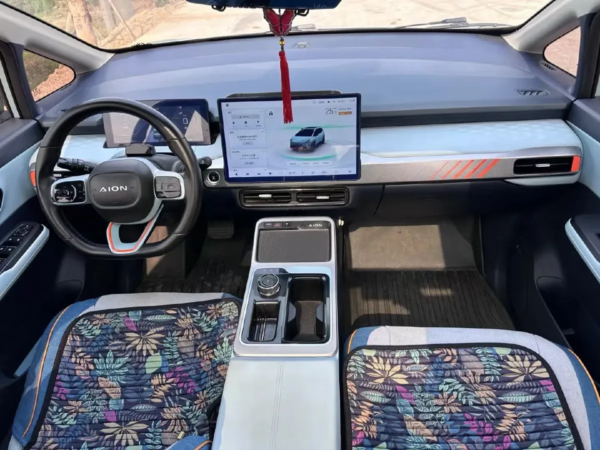 2022 Geely Okavango 1.8T 184HP L4 7DCT,autocango,china used car exporter,china ev exporter,chinese used car exporter,chinese used ev exporter