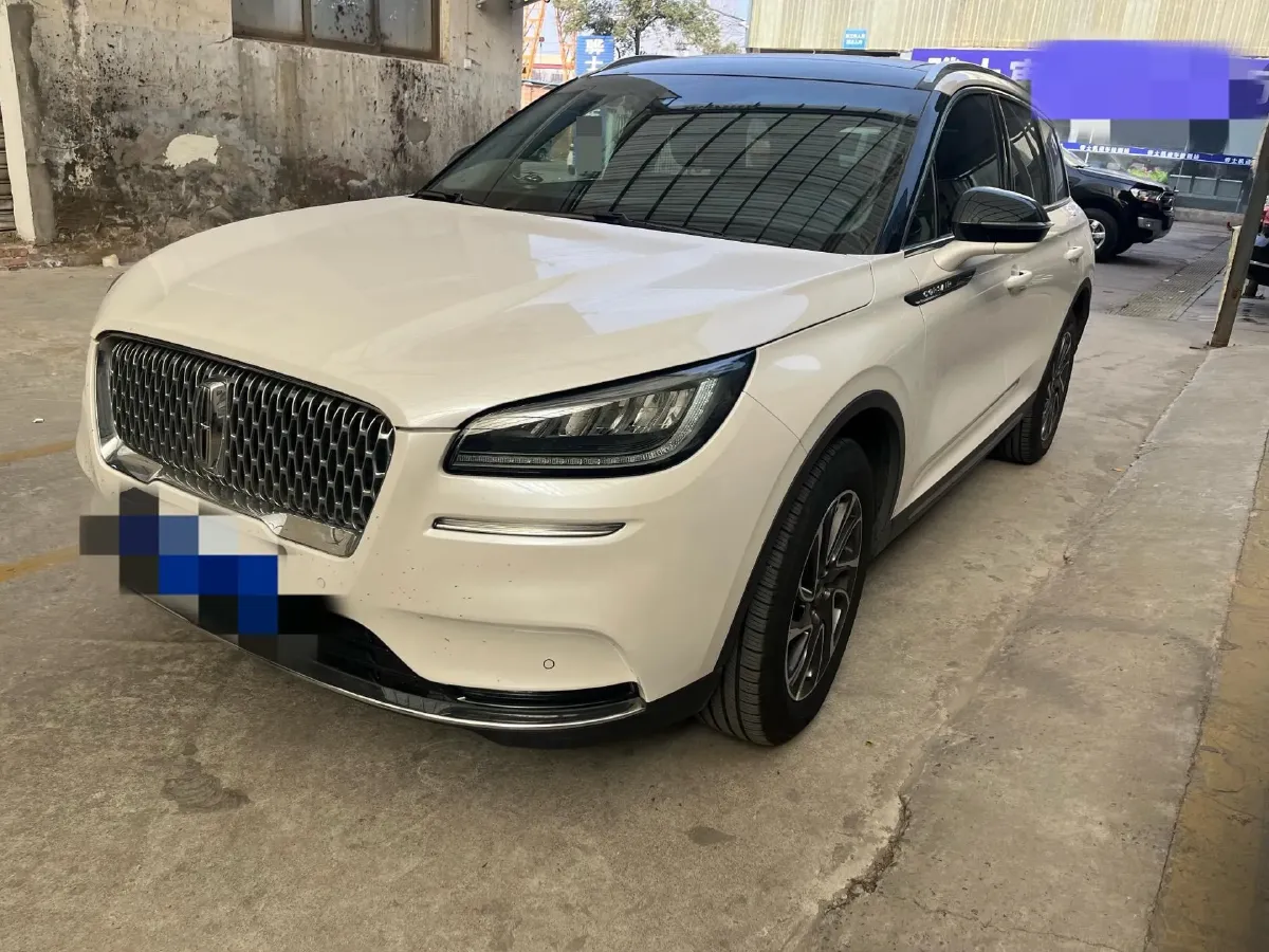 2022 Lincoln Corsair 2.0T 245HP L4 8AT,autocango,china used car exporter,china ev exporter,chinese used car exporter,chinese used ev exporter