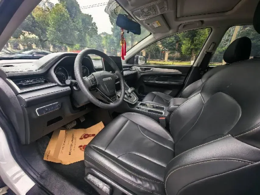 2021 Haval M6 1.5T 150HP L4 7DCT,autocango,china used car exporter,china ev exporter,chinese used car exporter,chinese used ev exporter