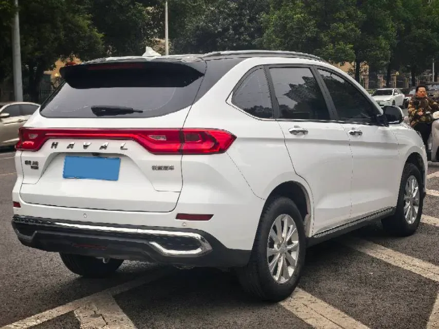 2021 Haval M6 1.5T 150HP L4 7DCT,autocango,china used car exporter,china ev exporter,chinese used car exporter,chinese used ev exporter