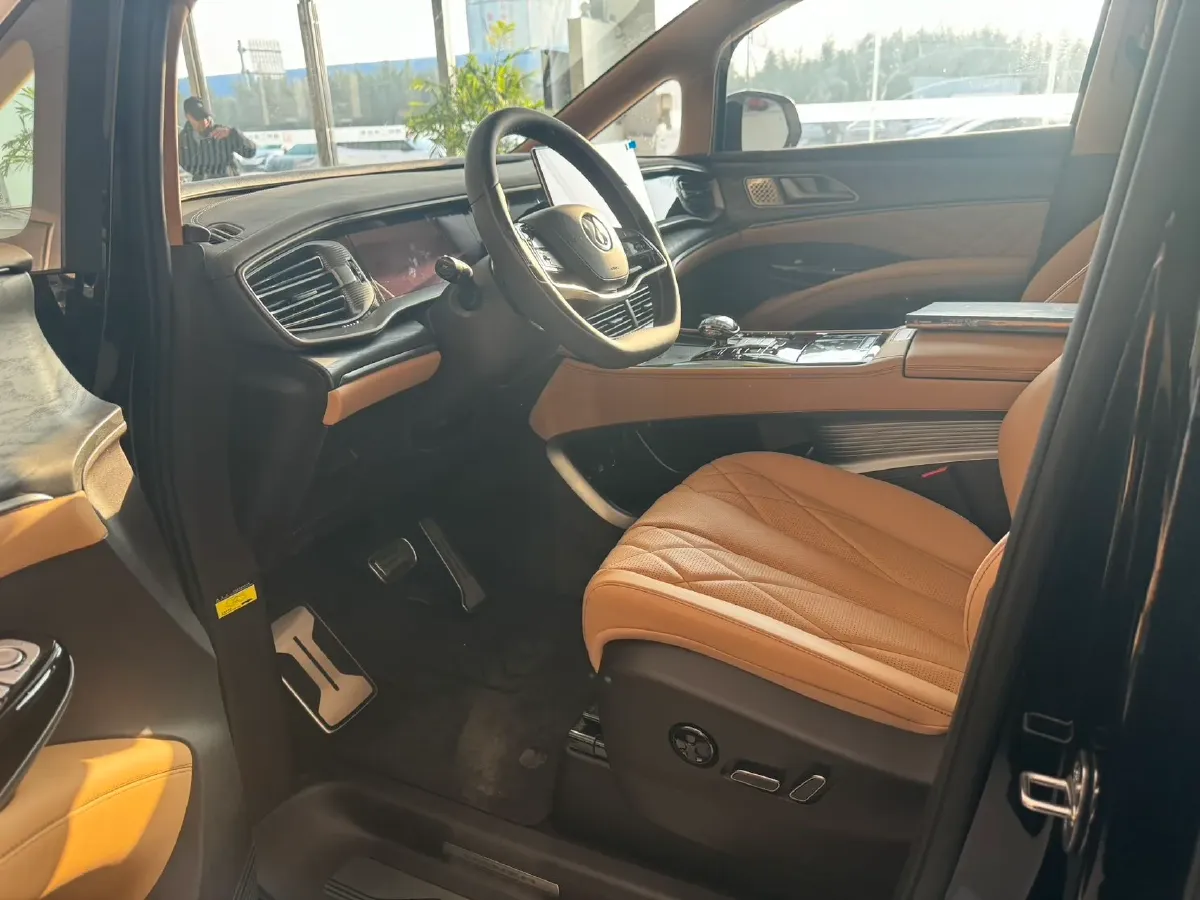 2025 Denza D9 1.5T 156HP L4 E-CVT PHEV,autocango,china used car exporter,china ev exporter,chinese used car exporter,chinese used ev exporter