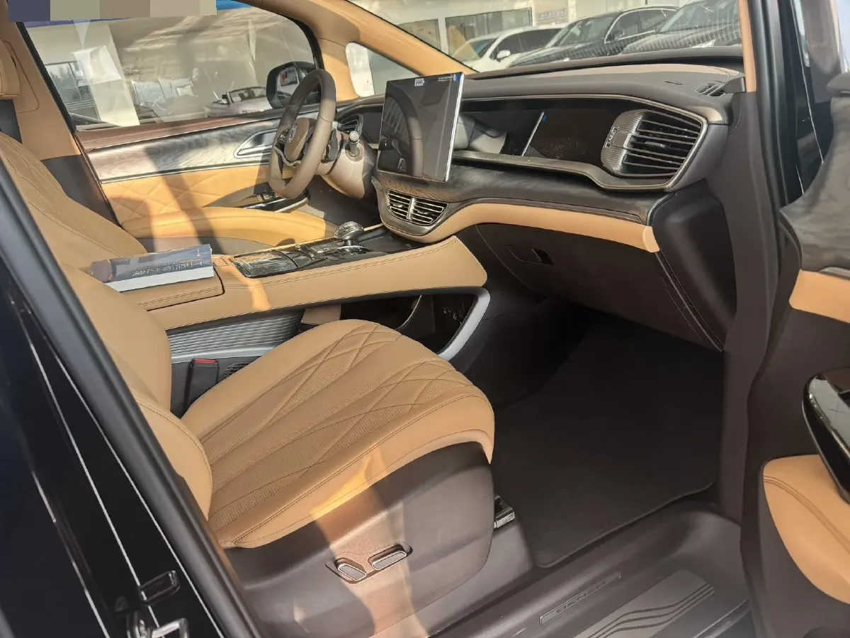 2025 Denza D9 1.5T 156HP L4 E-CVT PHEV,autocango,china used car exporter,china ev exporter,chinese used car exporter,chinese used ev exporter