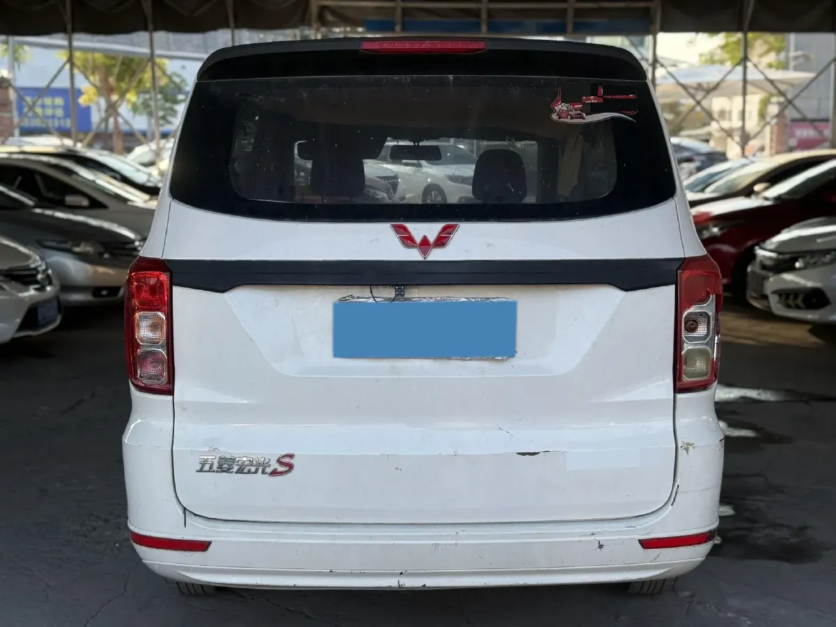 2019 WuLing HongGuang 1.5L 105HP L4 5MT,autocango,china used car exporter,china ev exporter,chinese used car exporter,chinese used ev exporter