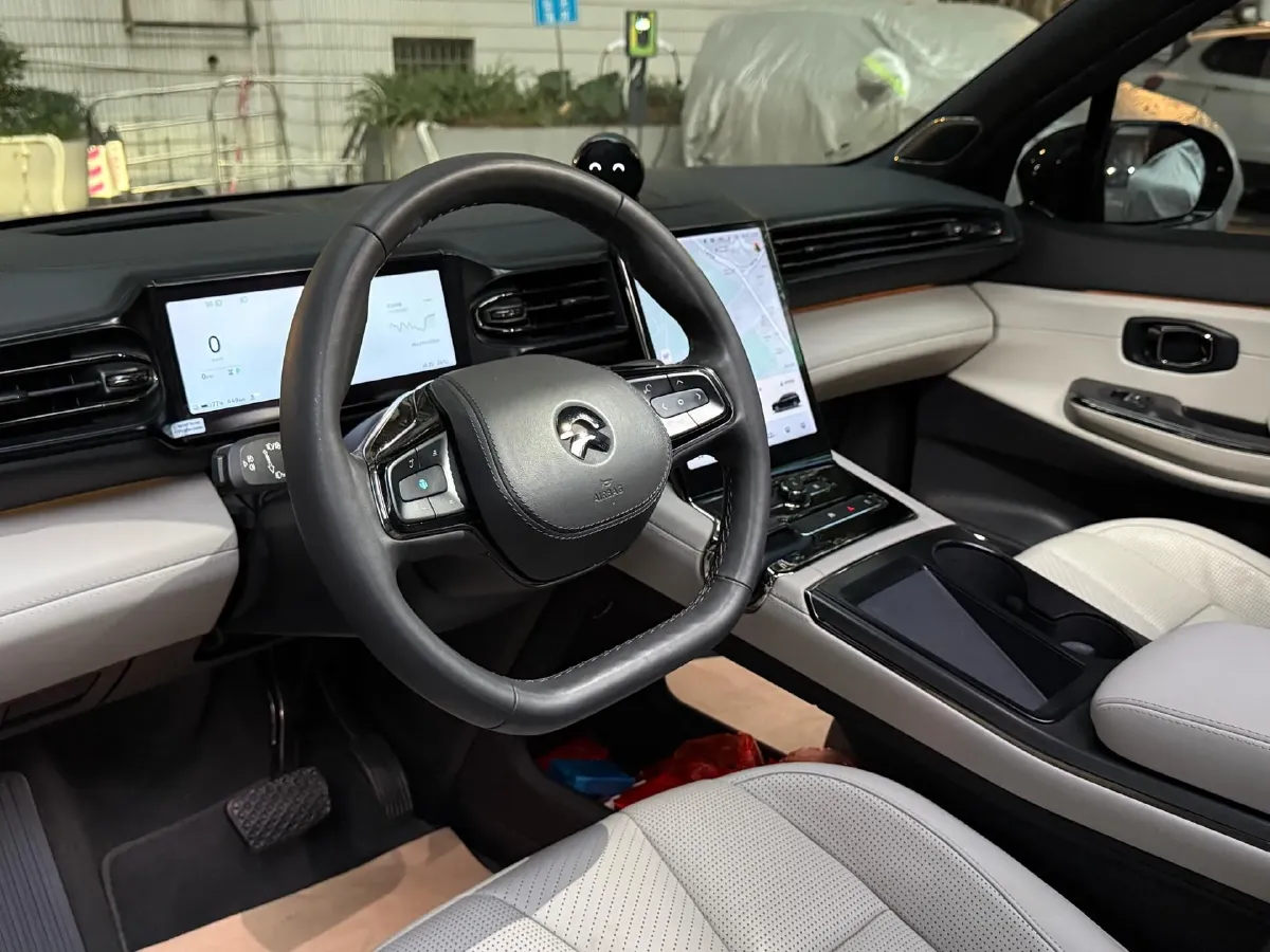 2020 NIO ES8 BEV 100KWH,autocango,china used car exporter,china ev exporter,chinese used car exporter,chinese used ev exporter