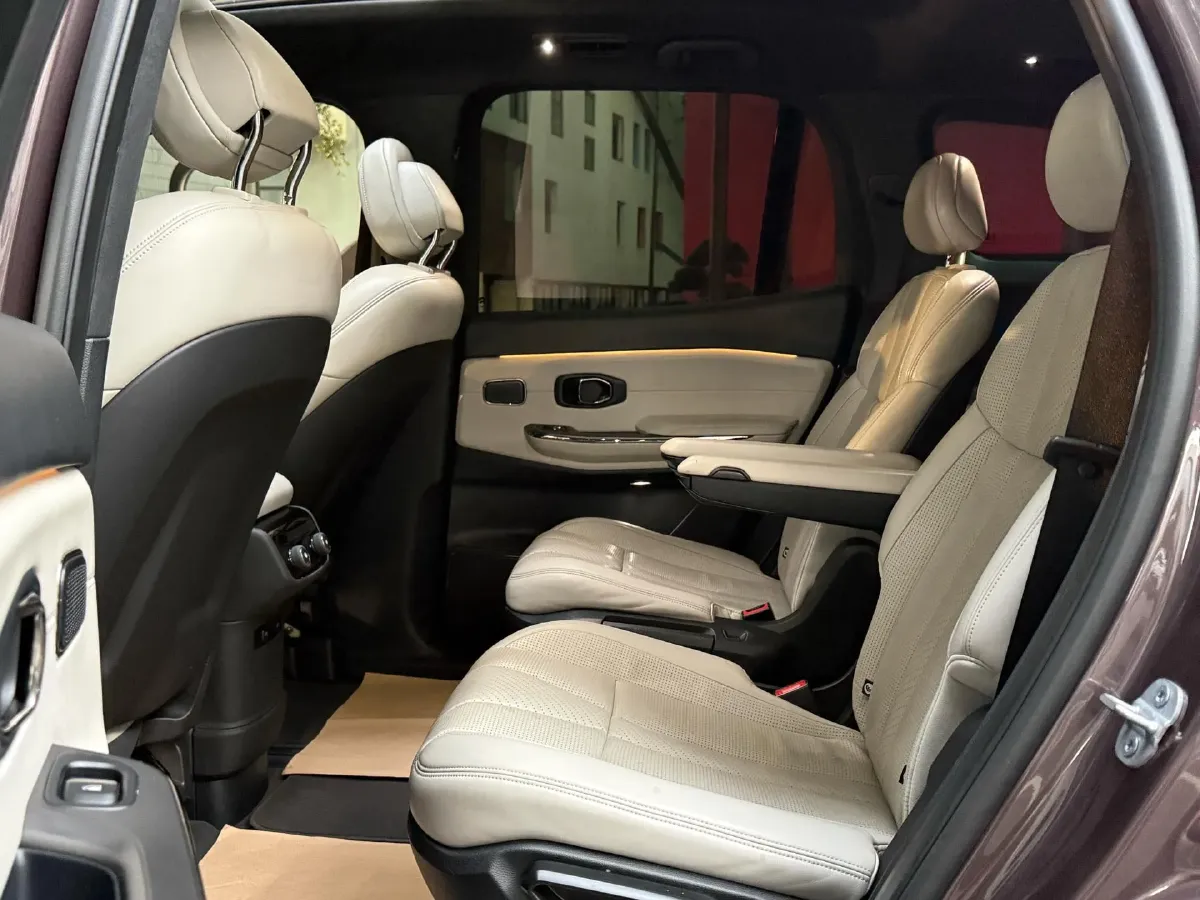 2020 NIO ES8 BEV 100KWH,autocango,china used car exporter,china ev exporter,chinese used car exporter,chinese used ev exporter