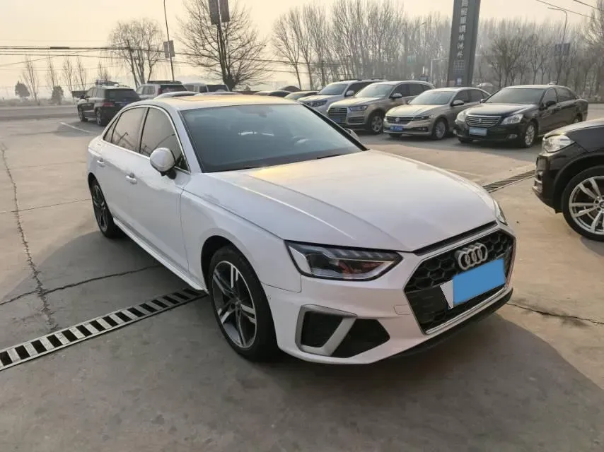 2020 Audi A4L 2.0T 190HP L4 7DCT,autocango,china used car exporter,china ev exporter,chinese used car exporter,chinese used ev exporter