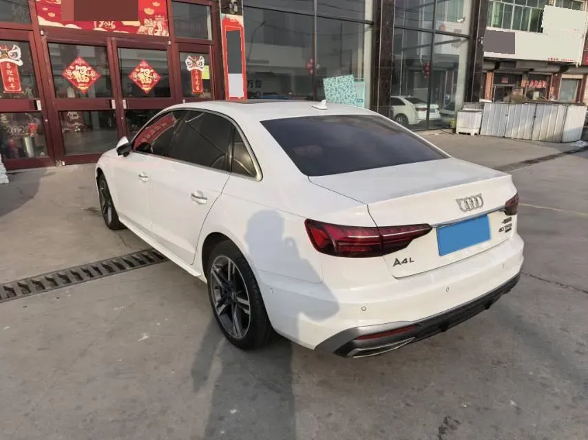 2020 Audi A4L 2.0T 190HP L4 7DCT,autocango,china used car exporter,china ev exporter,chinese used car exporter,chinese used ev exporter