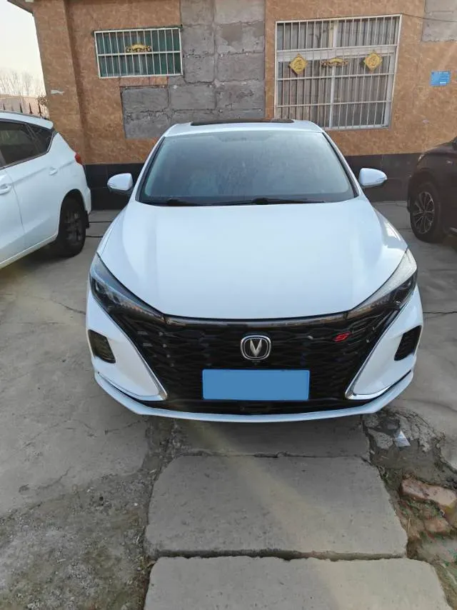 2021 ChangAn Eado 1.4T 160HP L4 7DCT,autocango,china used car exporter,china ev exporter,chinese used car exporter,chinese used ev exporter