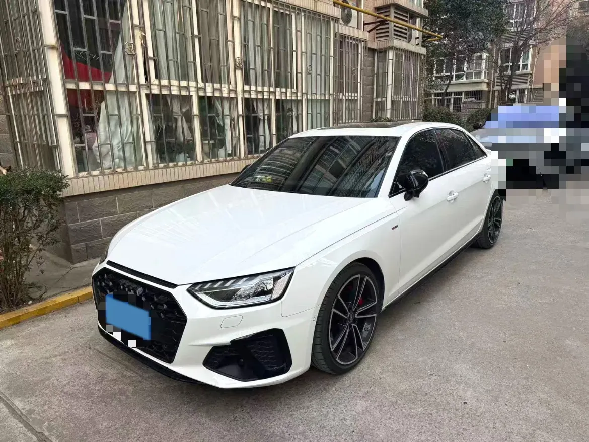 2023 Audi A4L 2.0T 245HP L4 7DCT,autocango,china used car exporter,china ev exporter,chinese used car exporter,chinese used ev exporter