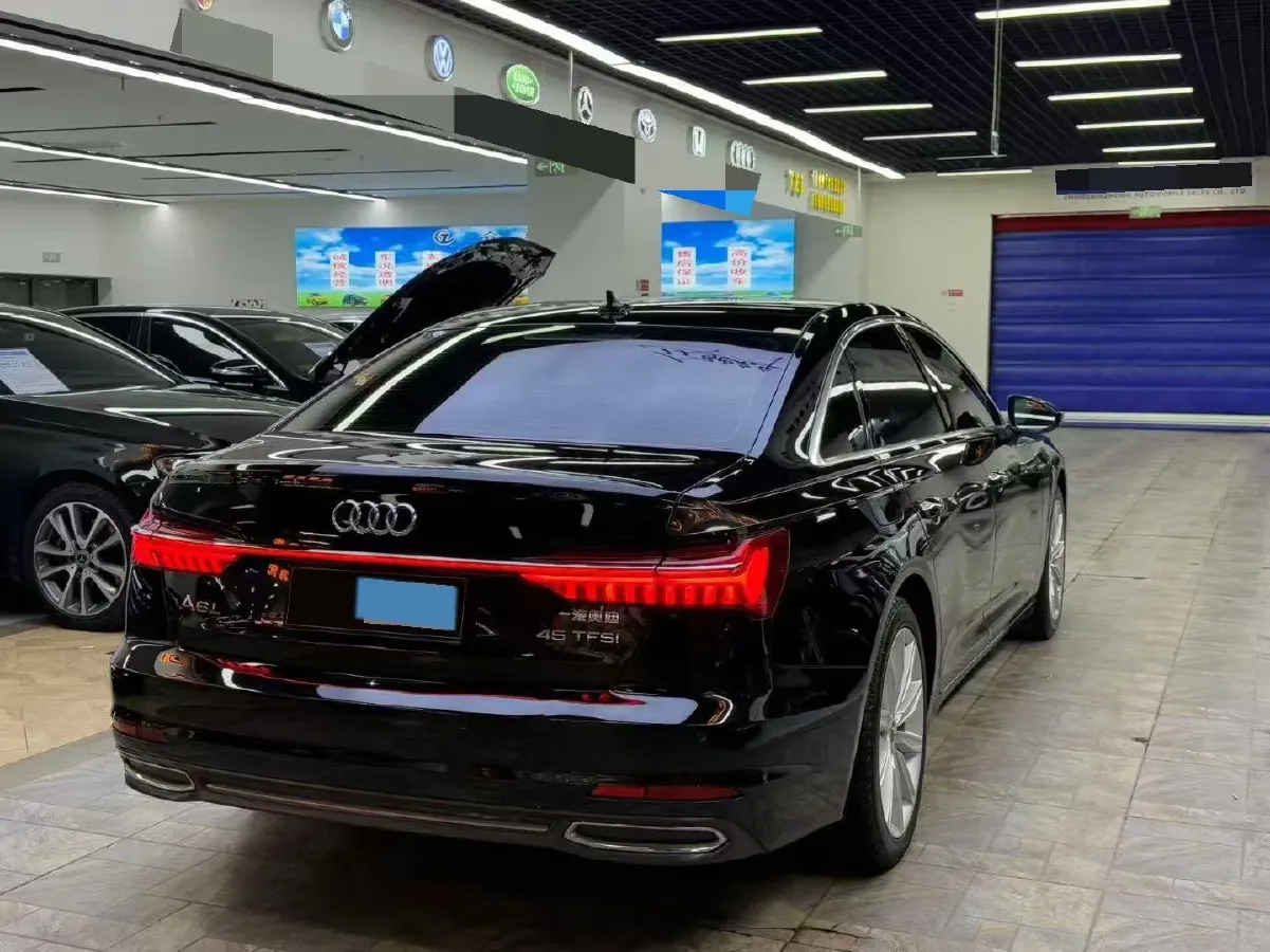 2019 Mercedes-Benz E Class 1.5T 184HP L4 9AT,autocango,china used car exporter,china ev exporter,chinese used car exporter,chinese used ev exporter