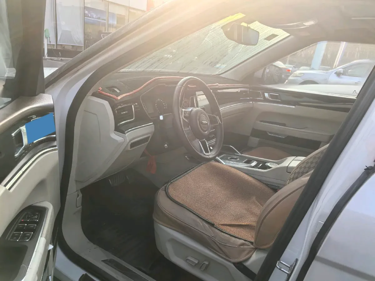 2017 Zotye T700 1.8T 177HP L4 6DCT,autocango,china used car exporter,china ev exporter,chinese used car exporter,chinese used ev exporter