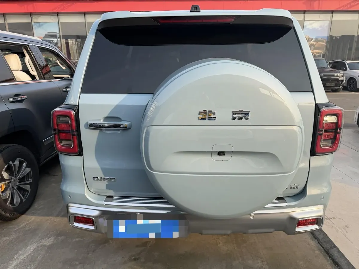 2022 Beijing BJ60 2.0T 267HP L4 8AT,autocango,china used car exporter,china ev exporter,chinese used car exporter,chinese used ev exporter