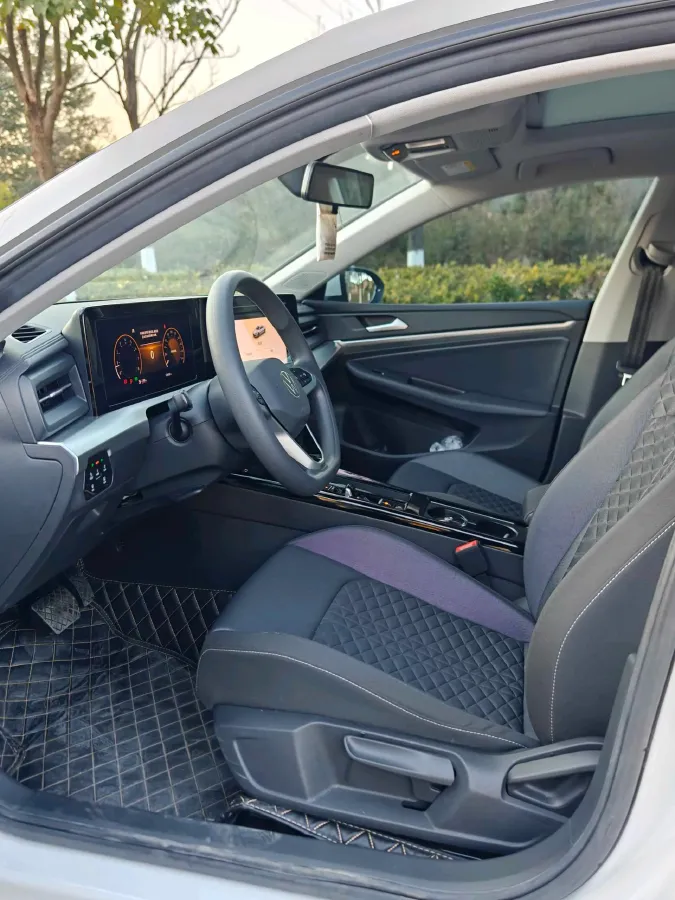 2022 Jetour DASHING i-DM 1.5T 156HP L4 3DHT PHEV 19.27KWH,autocango,china used car exporter,china ev exporter,chinese used car exporter,chinese used ev exporter