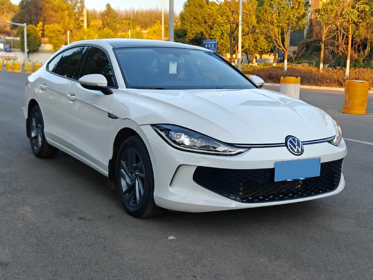2022 Jetour DASHING i-DM 1.5T 156HP L4 3DHT PHEV 19.27KWH,autocango,china used car exporter,china ev exporter,chinese used car exporter,chinese used ev exporter
