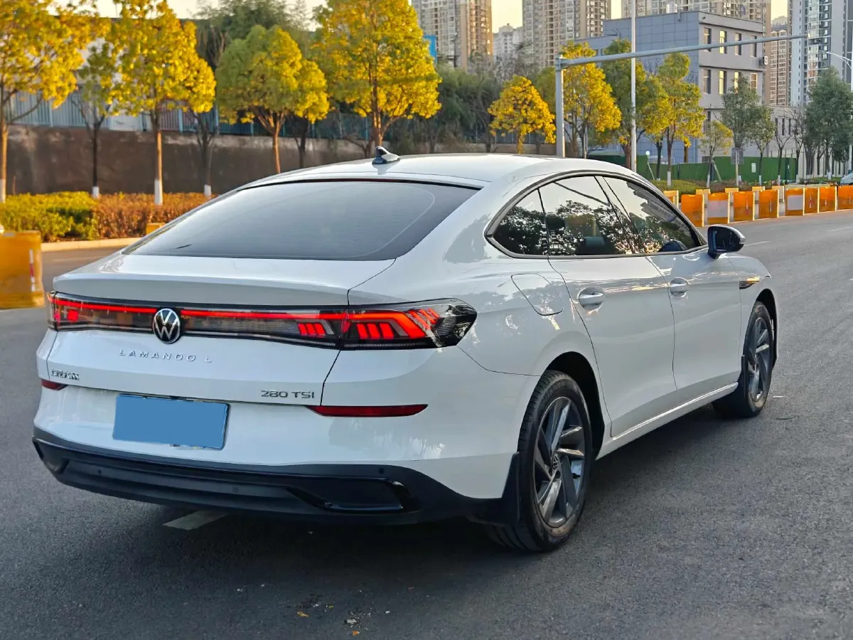 2022 Jetour DASHING i-DM 1.5T 156HP L4 3DHT PHEV 19.27KWH,autocango,china used car exporter,china ev exporter,chinese used car exporter,chinese used ev exporter