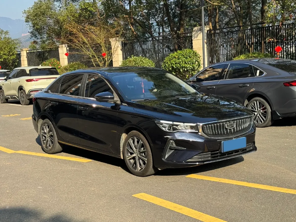2022 Geely Emgrand 1.5L 114HP L4 CVT,autocango,china used car exporter,china ev exporter,chinese used car exporter,chinese used ev exporter
