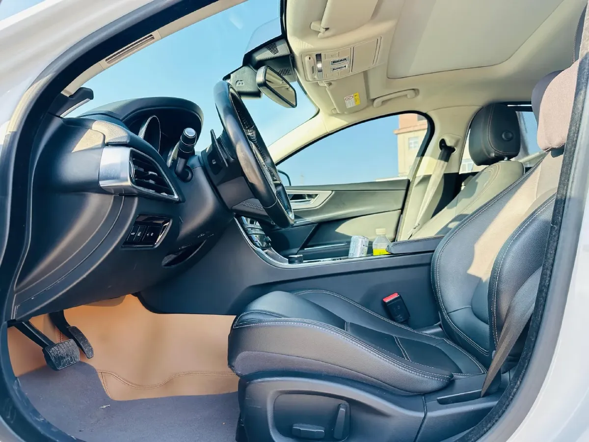 2018 Jaguar XEL 2.0T 200HP L4 8AT,autocango,china used car exporter,china ev exporter,chinese used car exporter,chinese used ev exporter