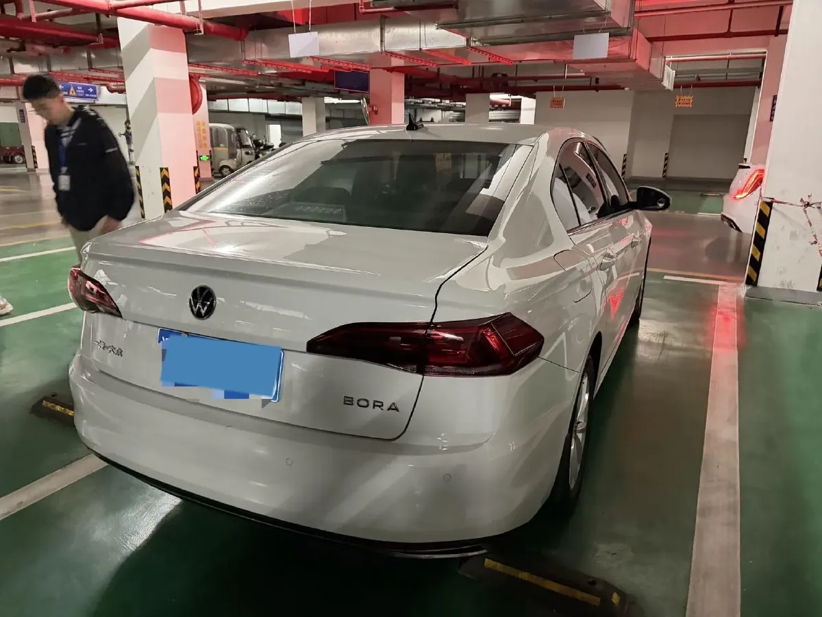 2021 Volkswagen Bora 1.5L 113HP L4 6AT,autocango,china used car exporter,china ev exporter,chinese used car exporter,chinese used ev exporter