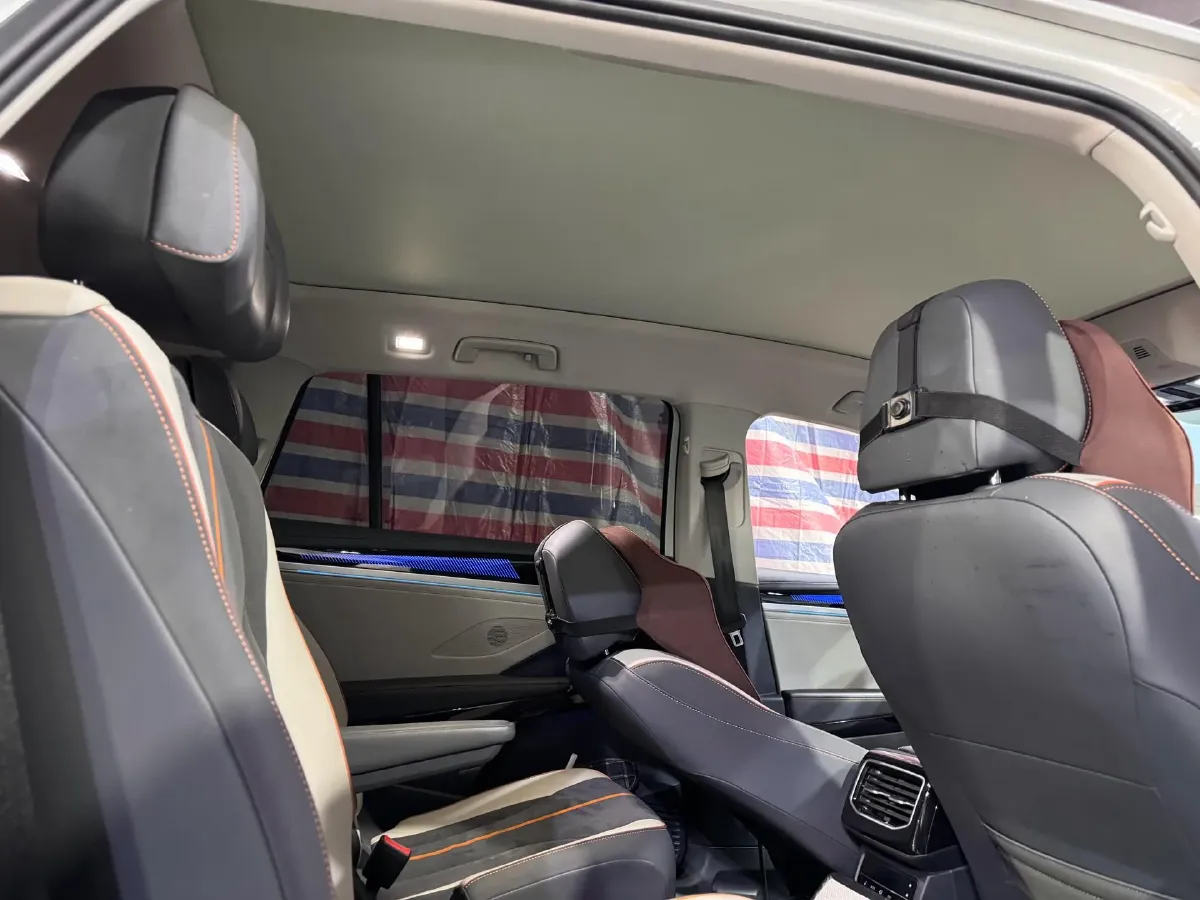 2021 Volkswagen ID.6 Crozz BEV 84.8KWH,autocango,china used car exporter,china ev exporter,chinese used car exporter,chinese used ev exporter