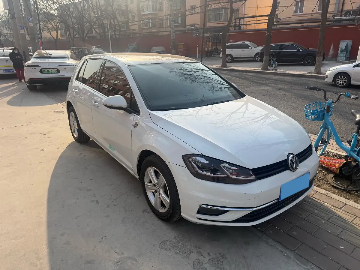 2018 Volkswagen Golf 1.6L 110HP L4 6AT,autocango,china used car exporter,china ev exporter,chinese used car exporter,chinese used ev exporter