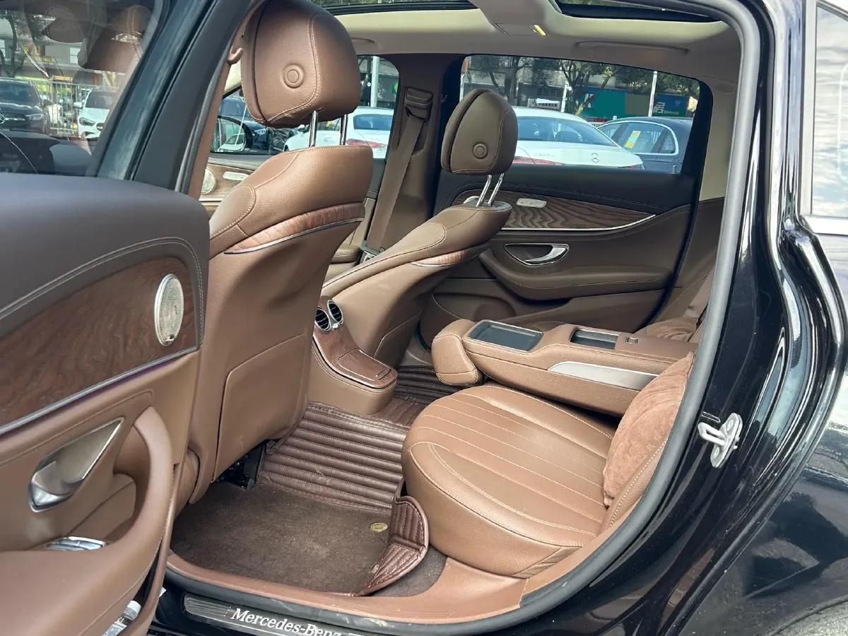 2023 Mercedes-Benz E Class 2.0T 258HP L4 9AT,autocango,china used car exporter,china ev exporter,chinese used car exporter,chinese used ev exporter