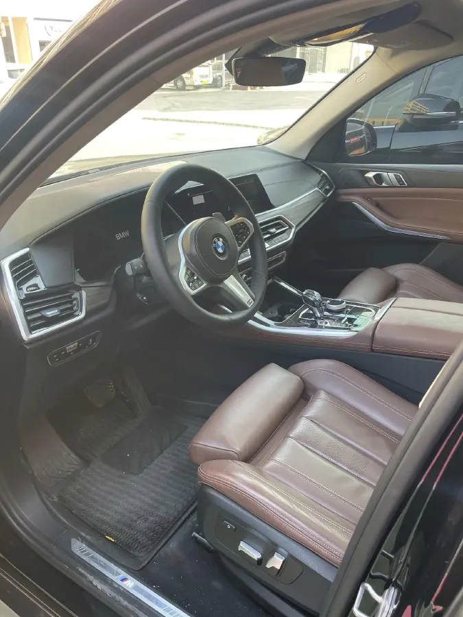 2021 BMW X5 2.0T 265HP L4 8AT,autocango,china used car exporter,china ev exporter,chinese used car exporter,chinese used ev exporter