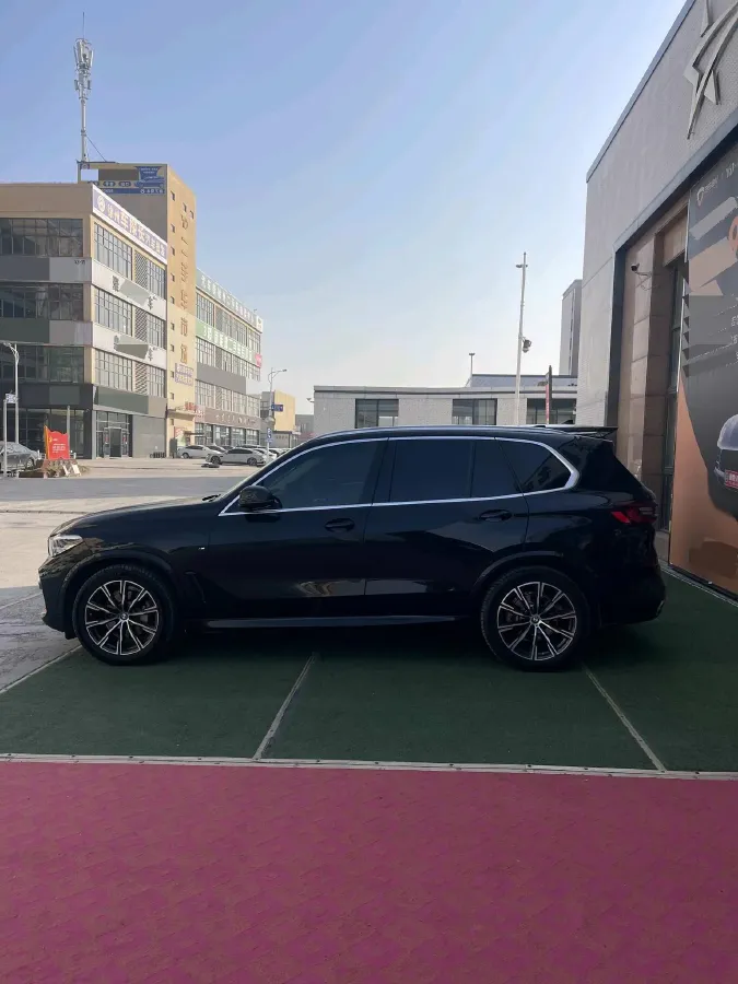 2021 BMW X5 2.0T 265HP L4 8AT,autocango,china used car exporter,china ev exporter,chinese used car exporter,chinese used ev exporter