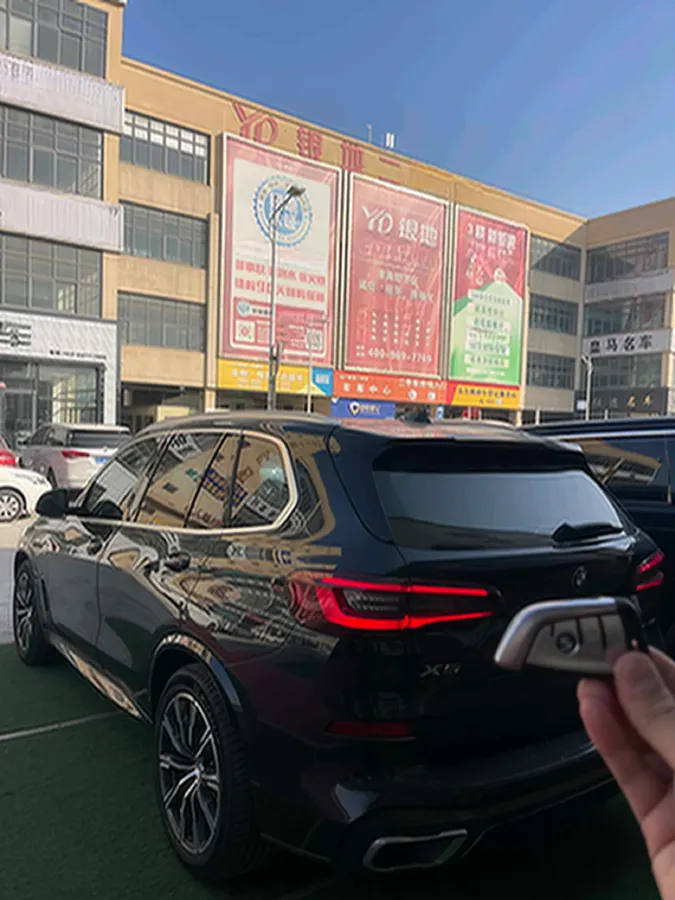 2021 BMW X5 2.0T 265HP L4 8AT,autocango,china used car exporter,china ev exporter,chinese used car exporter,chinese used ev exporter