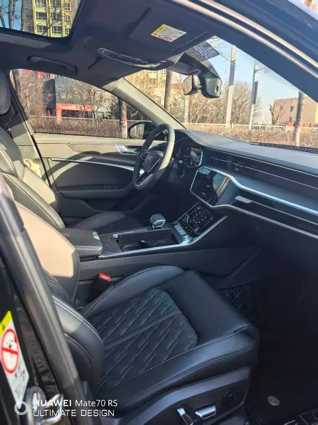 2025 Audi A6L 2.0T 245HP L4 7DCT,autocango,china used car exporter,china ev exporter,chinese used car exporter,chinese used ev exporter