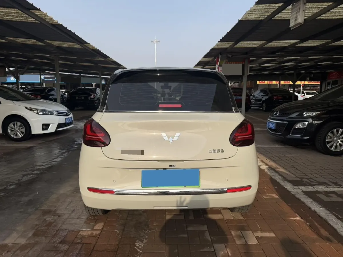 2024 WuLing BinGuo BEV 31.9KWH,autocango,china used car exporter,china ev exporter,chinese used car exporter,chinese used ev exporter