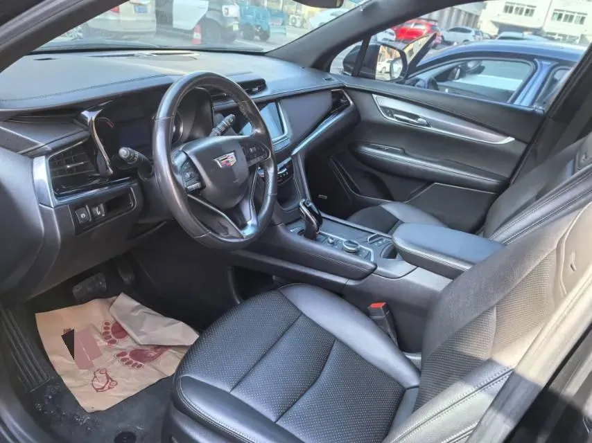 2021 Cadillac XT6 2.0T 237HP L4 9AT,autocango,china used car exporter,china ev exporter,chinese used car exporter,chinese used ev exporter