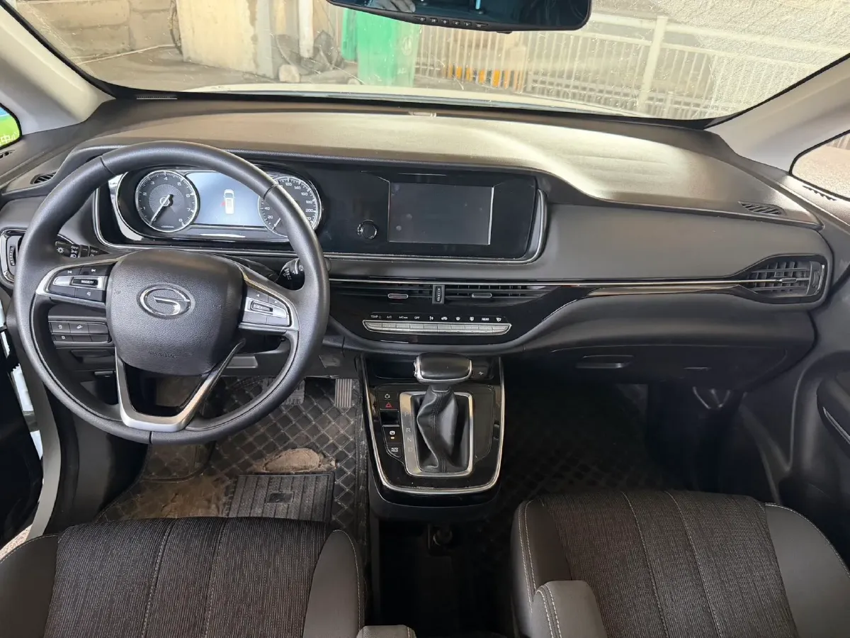 2021 GAC Trumpchi M6 1.5T 169HP L4 7DCT,autocango,china used car exporter,china ev exporter,chinese used car exporter,chinese used ev exporter