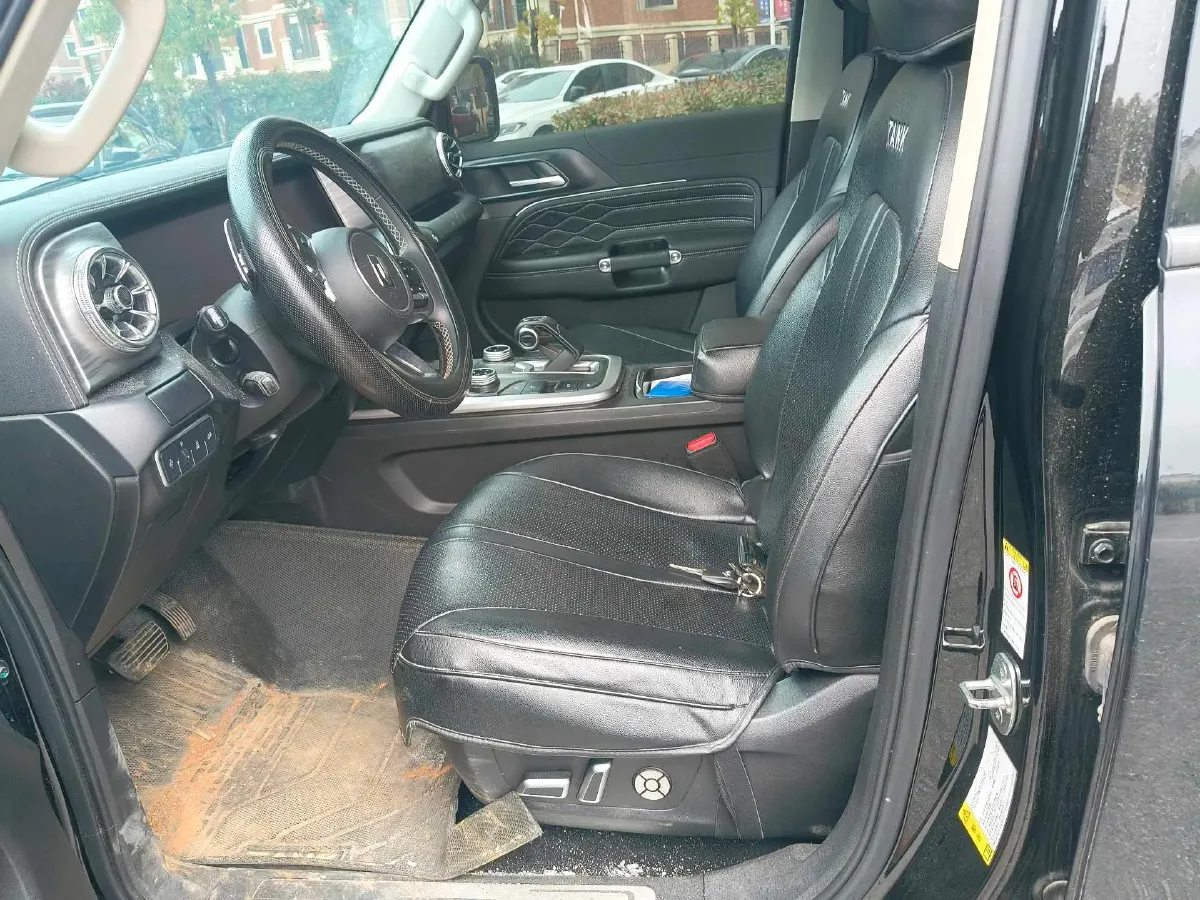 2024 Tank 300 2.0T 227HP L4 8AT,autocango,china used car exporter,china ev exporter,chinese used car exporter,chinese used ev exporter