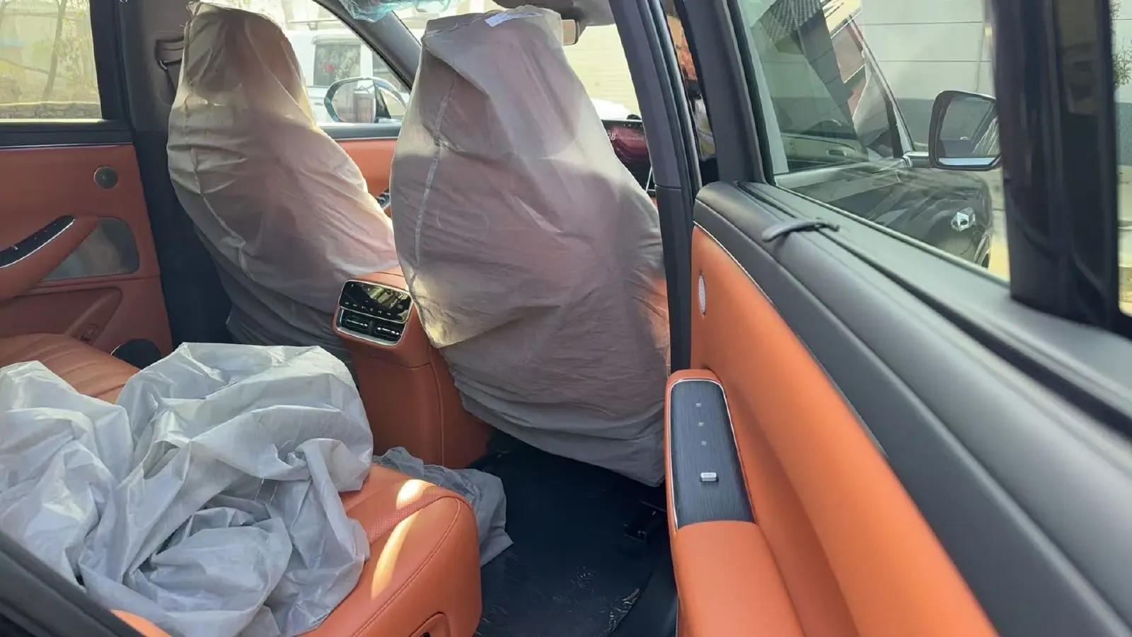 2026 AITO AITO M7 REEV 160HP REEV,autocango,china used car exporter,china ev exporter,chinese used car exporter,chinese used ev exporter