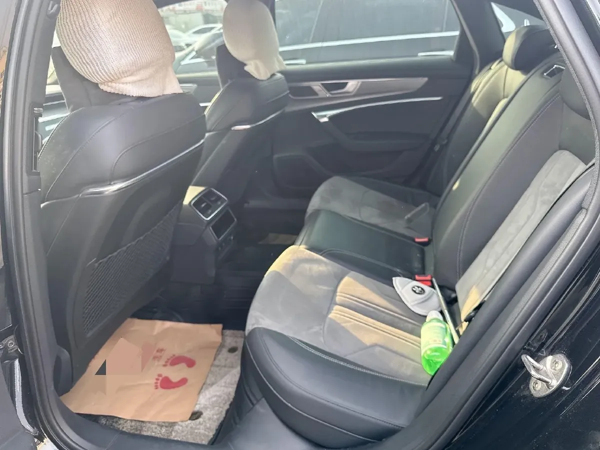 2024 Audi A6L 2.0T 245HP L4 7DCT,autocango,china used car exporter,china ev exporter,chinese used car exporter,chinese used ev exporter