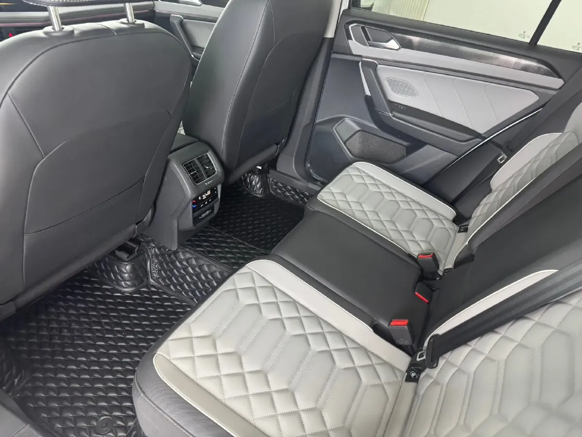 2023 Volkswagen Tayron 1.4T 150HP L4 7DCT,autocango,china used car exporter,china ev exporter,chinese used car exporter,chinese used ev exporter