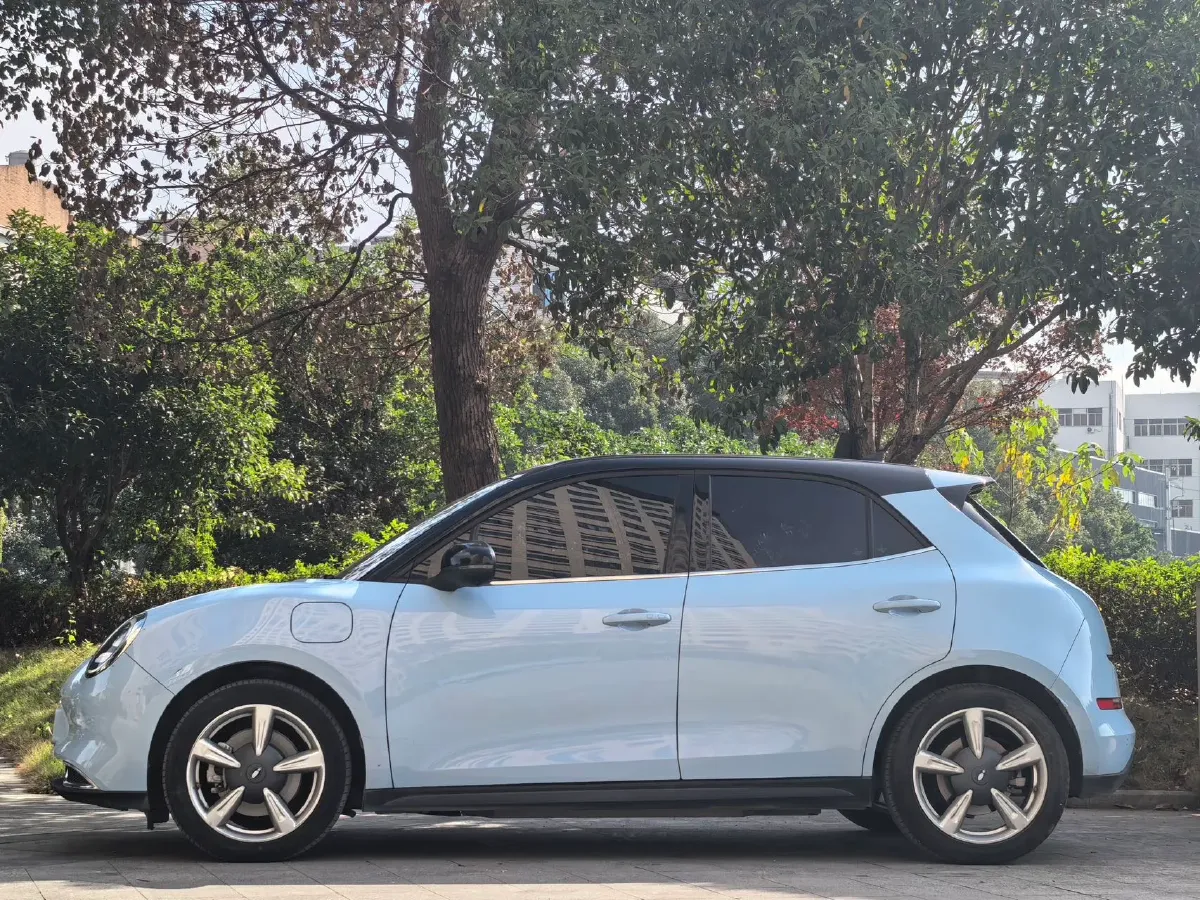 2022 ChangAn CS75 Plus 1.5T 178HP L4 6AT,autocango,china used car exporter,china ev exporter,chinese used car exporter,chinese used ev exporter