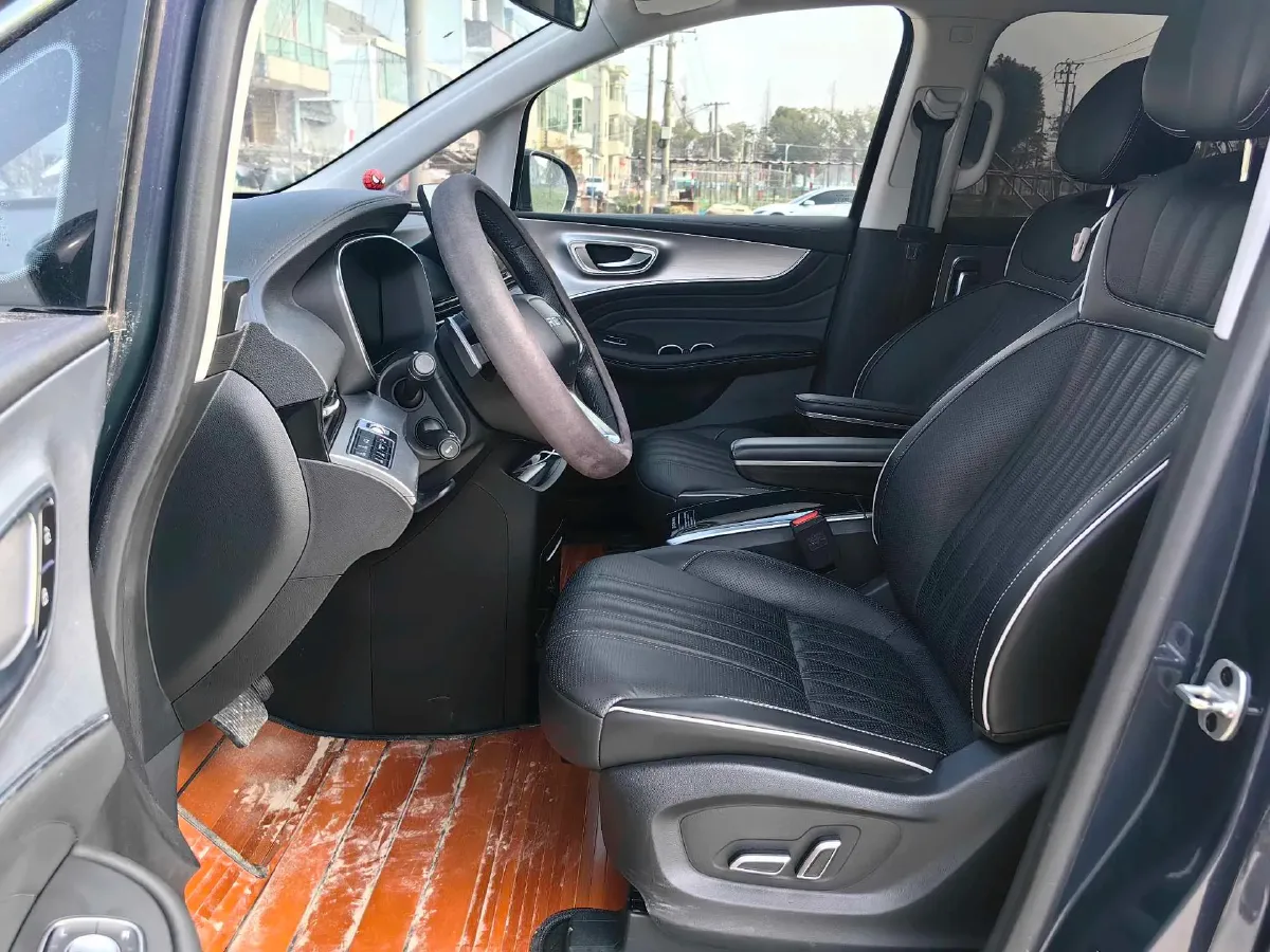 2021 Roewe iMAX8 2.0T 234HP L4 8AT,autocango,china used car exporter,china ev exporter,chinese used car exporter,chinese used ev exporter