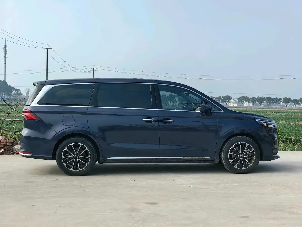 2021 Roewe iMAX8 2.0T 234HP L4 8AT,autocango,china used car exporter,china ev exporter,chinese used car exporter,chinese used ev exporter