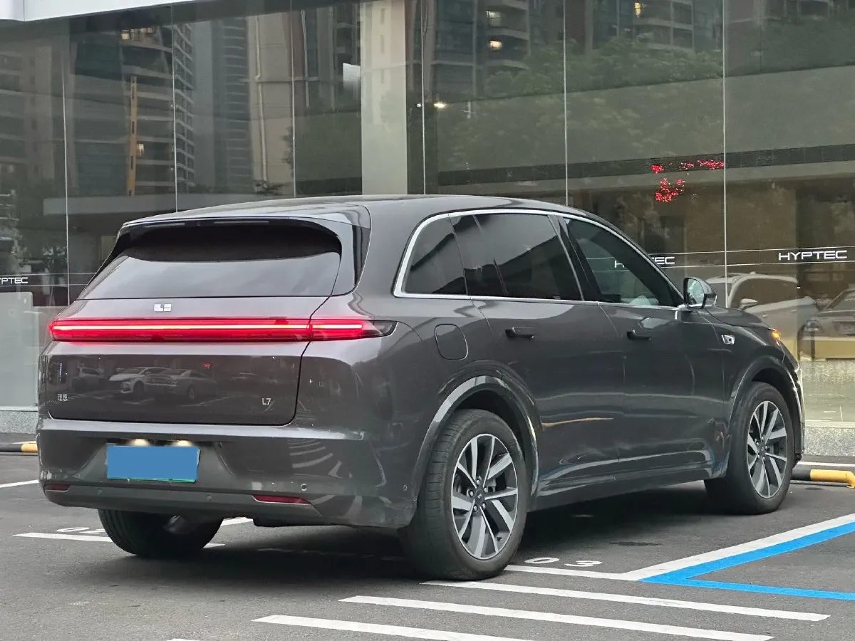 2023 Li L7 Range Extended 154HP REEV 40.9KWH,autocango,china used car exporter,china ev exporter,chinese used car exporter,chinese used ev exporter